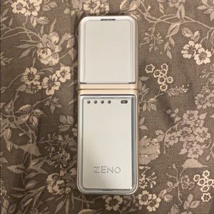 Zeno Acne Clearing device